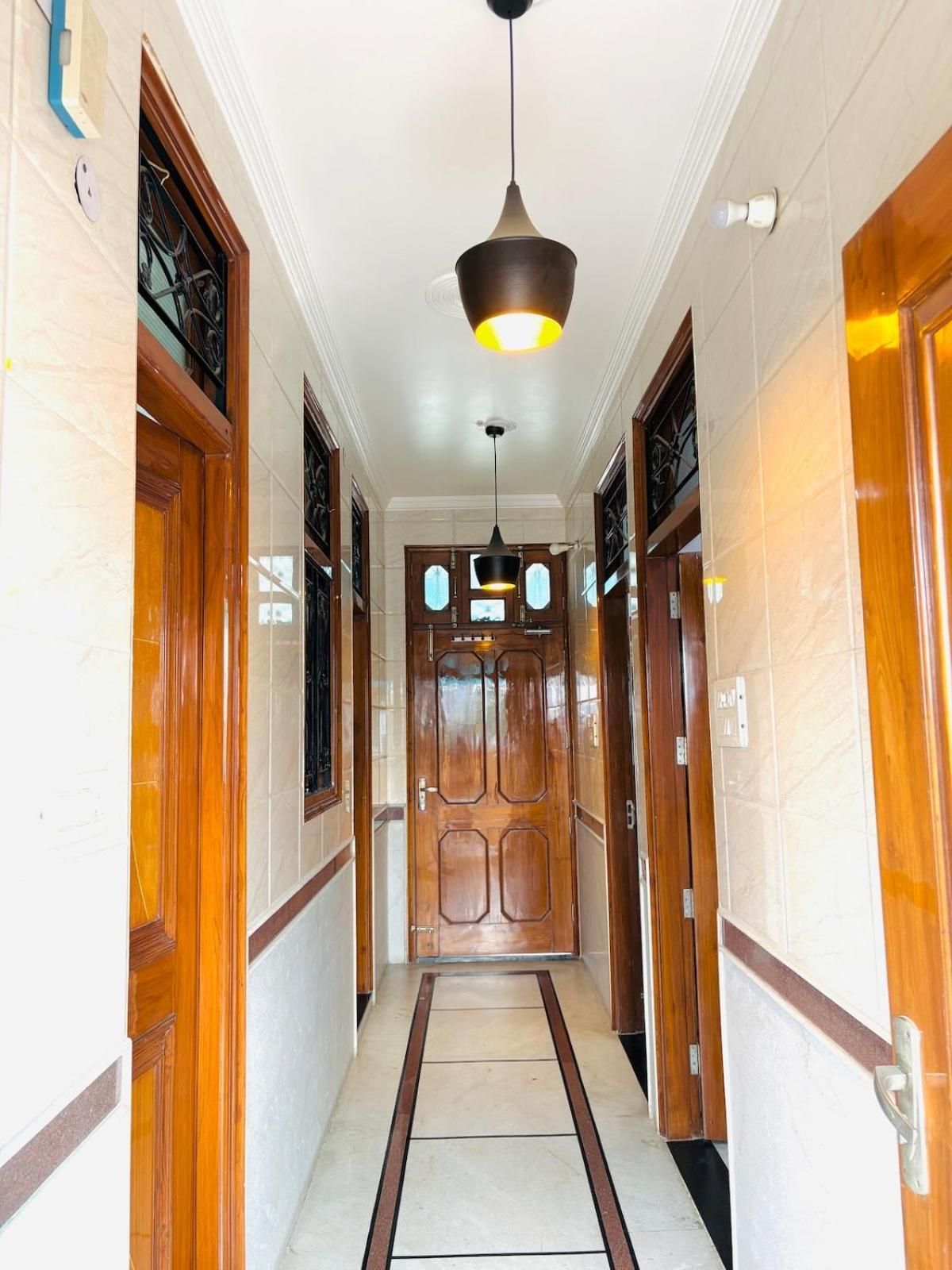 The Royal Retreat 2025 Apartment New Delhi