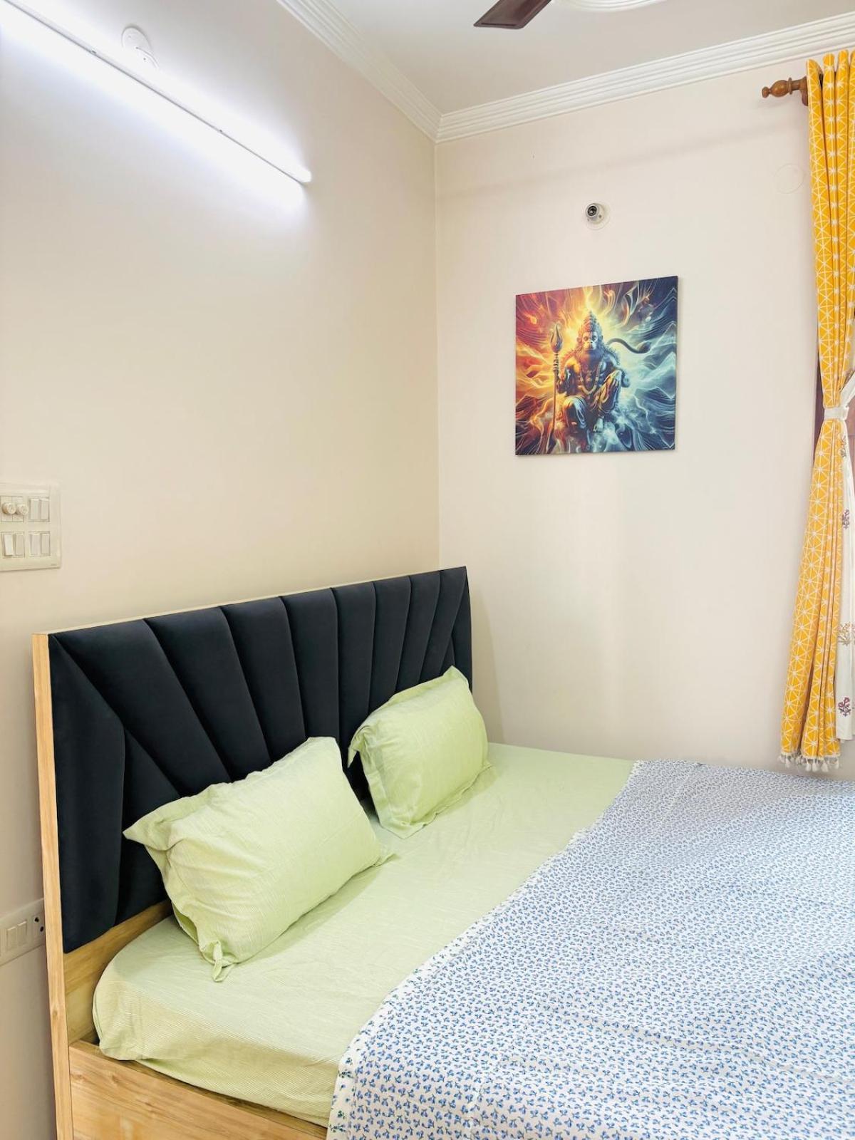 Apartment The Royal Retreat 2025